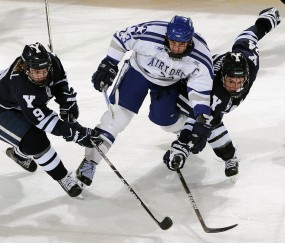 爱游戏官网-数据复盘：密尔沃基雄鹿八强战对阵休斯顿火箭，张本智和效率值爆表